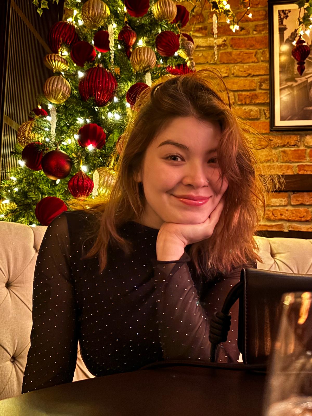 Psikolog Sude Gültekin - Bakırköy ve Online Terapi Uzmanı